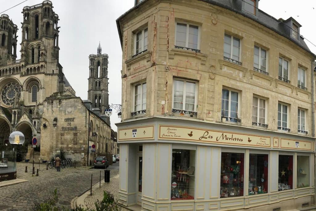 Suite De Charme Au Pied De La Cathedrale Laon Zewnętrze zdjęcie
