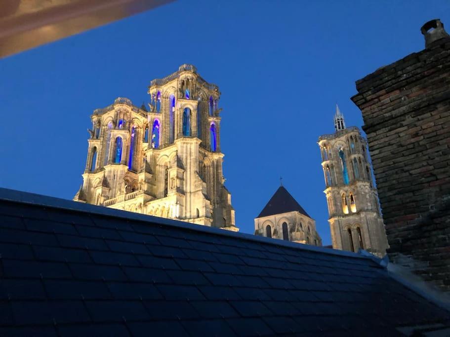 Suite De Charme Au Pied De La Cathedrale Laon Zewnętrze zdjęcie
